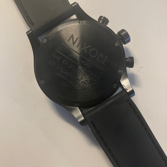 Nixon 42-20 Chrono Watch - Picture 2 of 3